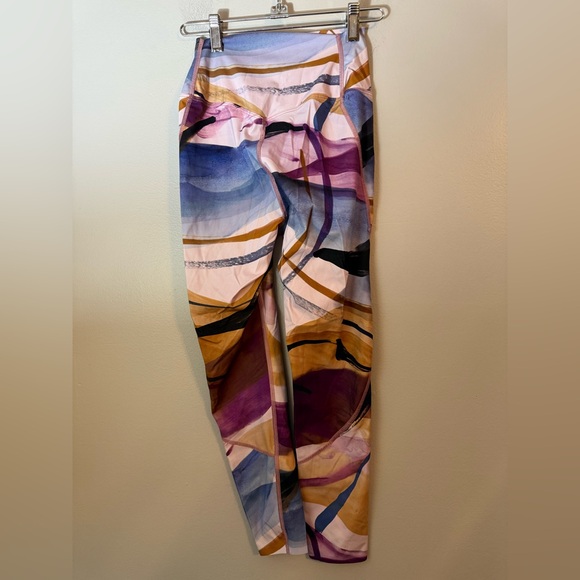 Soma WKND 360 High Rise Cropped Leggings Size XS - Picture 4 of 10